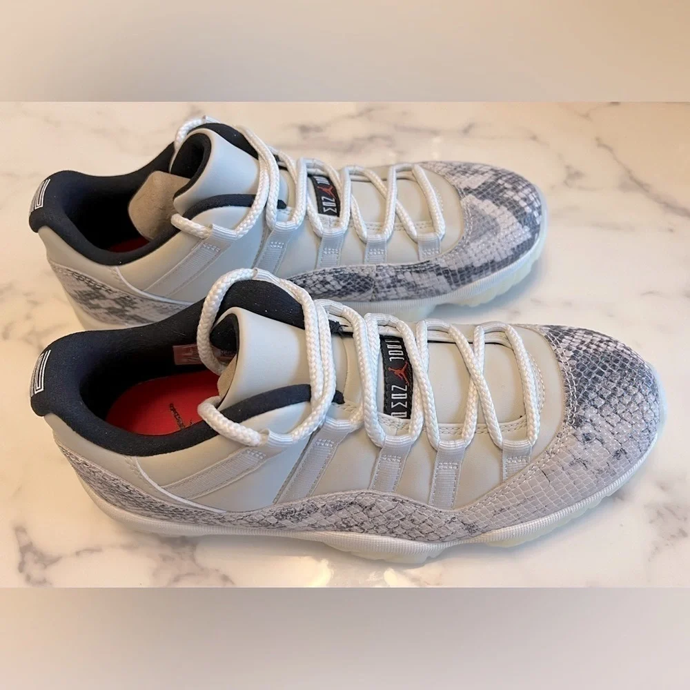 NEW Air Jordan 11 Low, Light Bone Snakeskin, M 7.5 / W 9